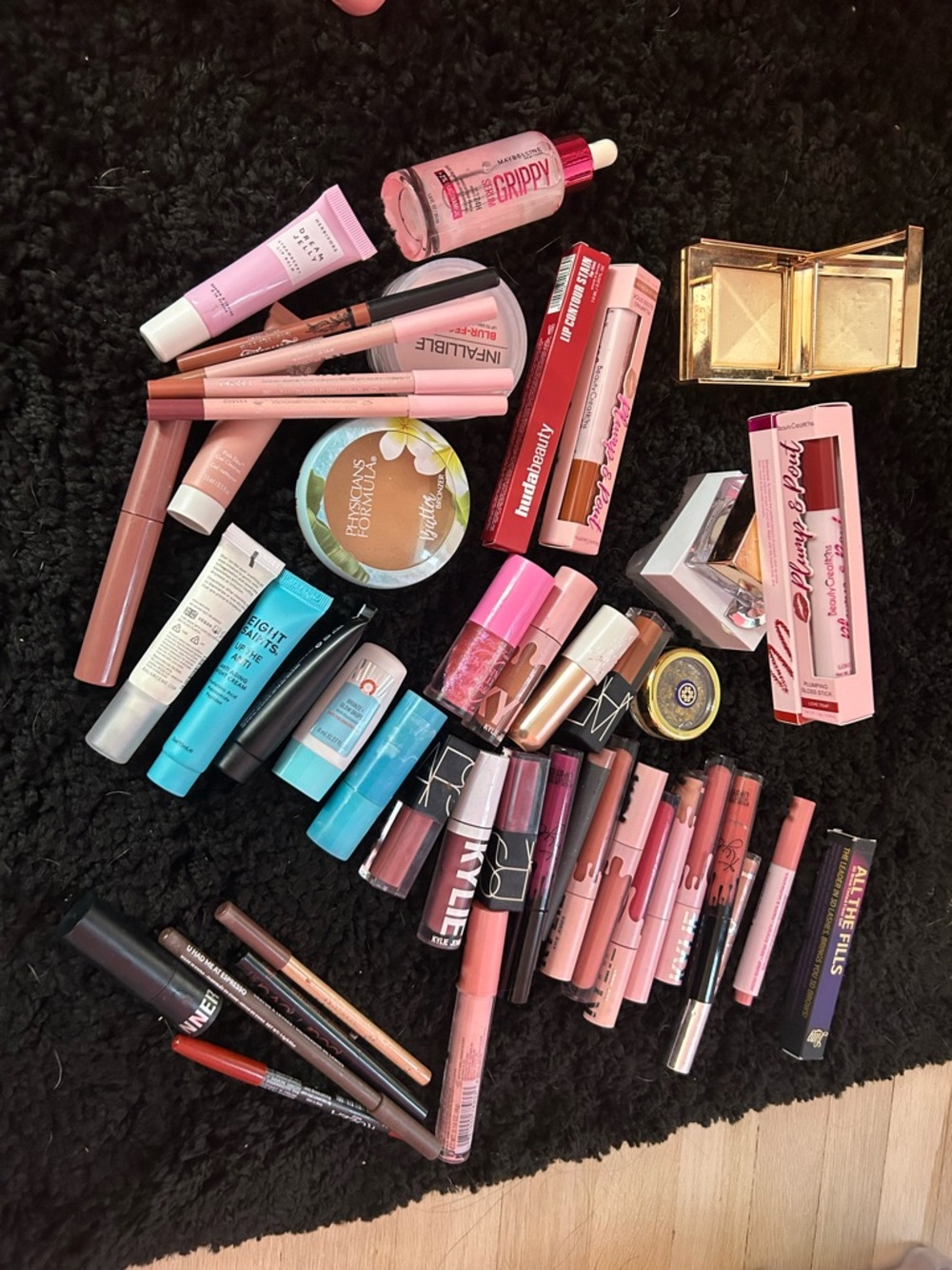 Assorted Women's Lip Makeup Set - Pink and Nude Shades